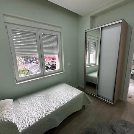 Apartment Rea *
